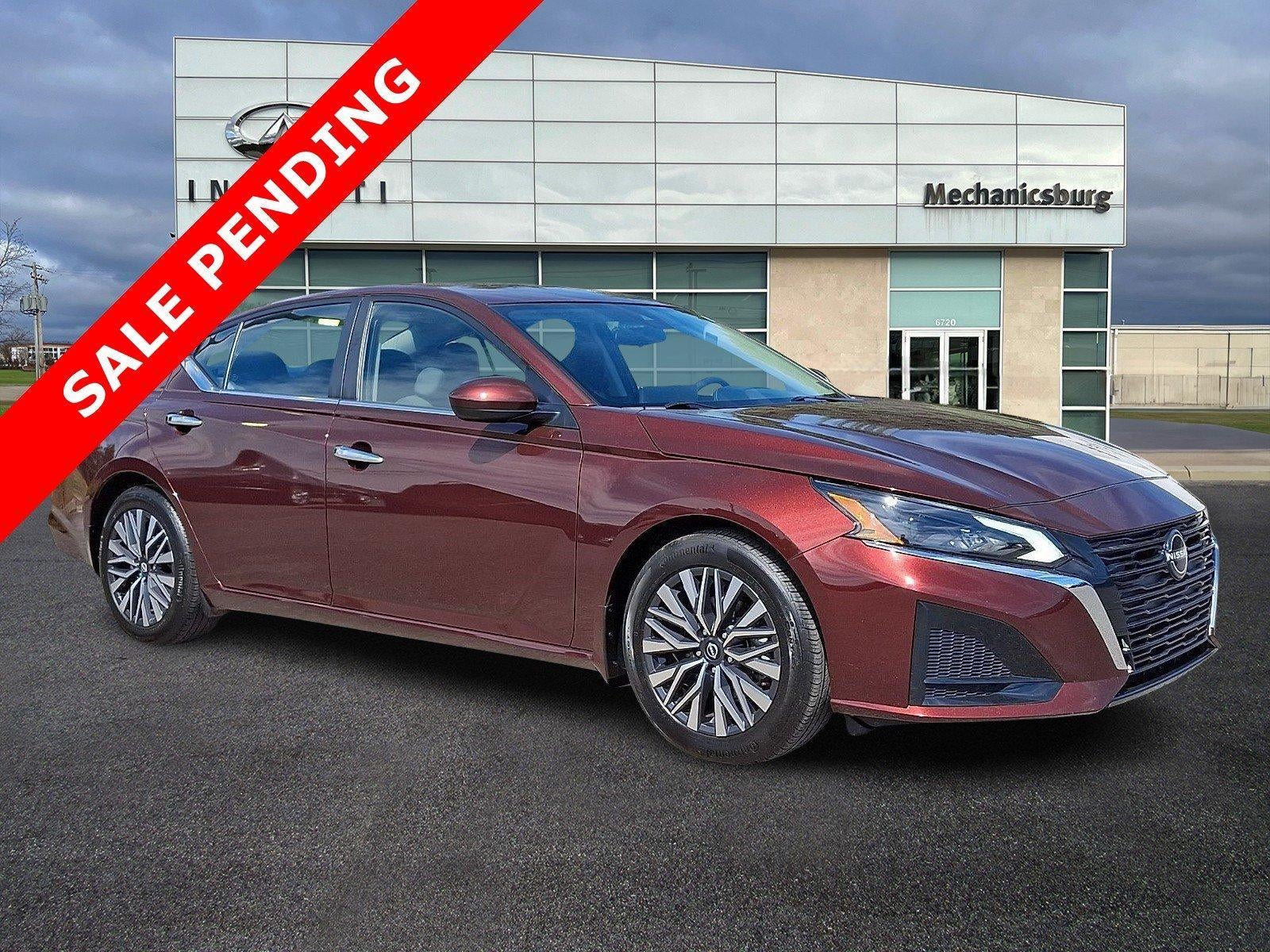 2024 Nissan Altima 2.5 SV Sedan in Garnet Pearl Metallic — front three-quarter view