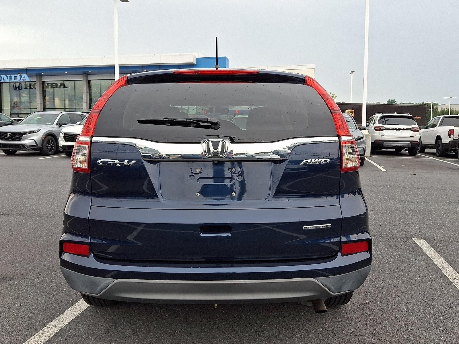 2016 Honda CR-V — detail view