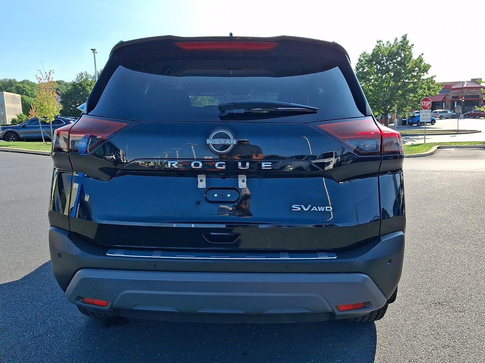 2023 Nissan Rogue — detail view