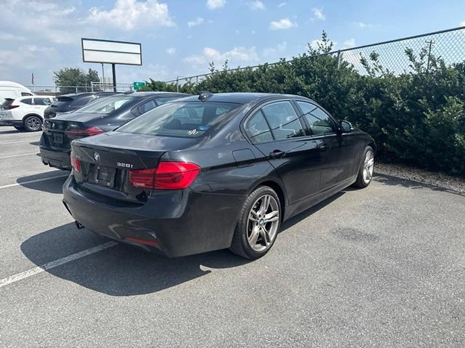 2016 BMW 328i xDrive — detail view