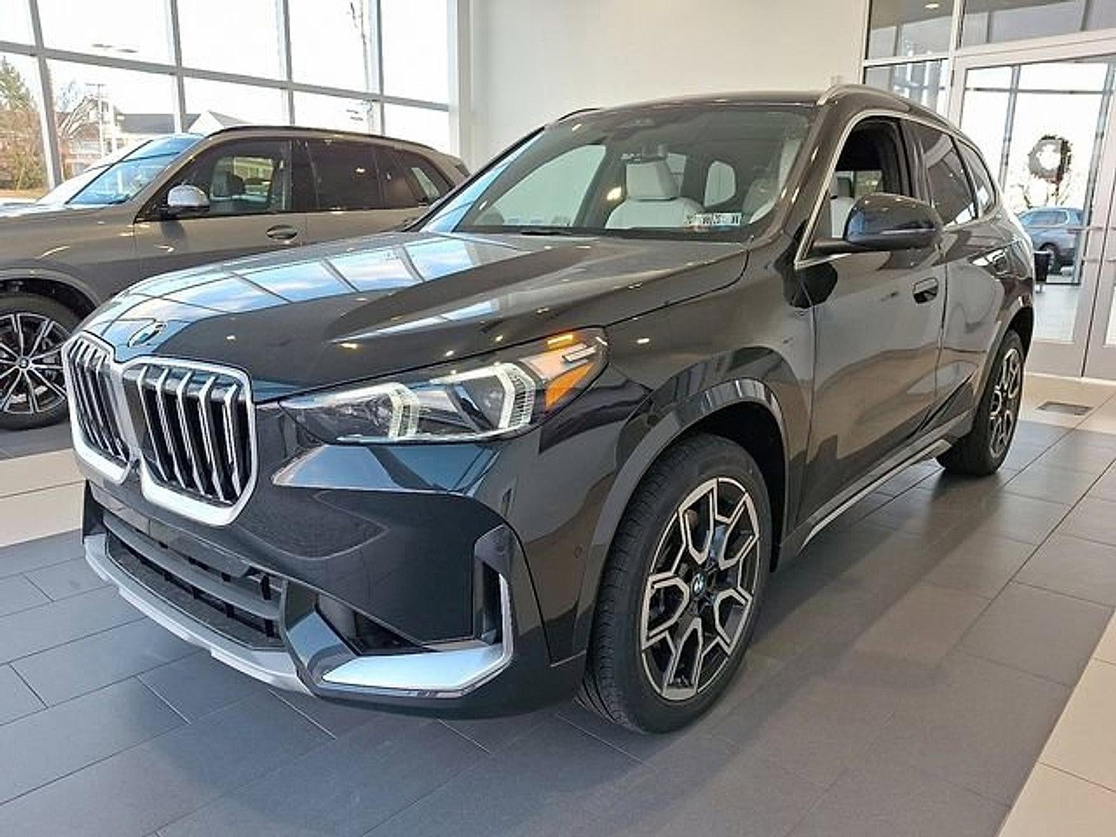 2026 BMW X1 xDrive28i — side profile view