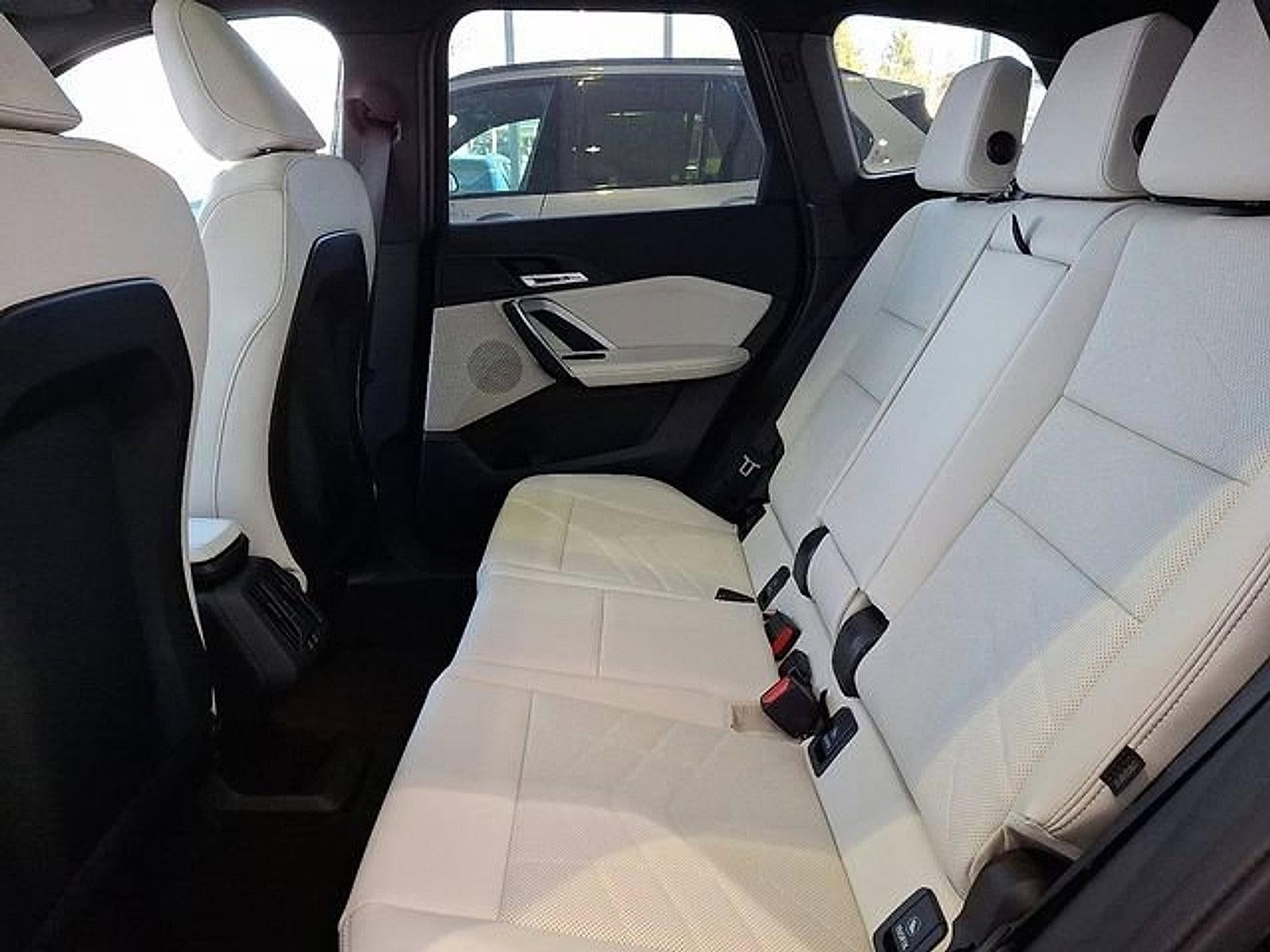 2026 BMW X1 xDrive28i — detail view