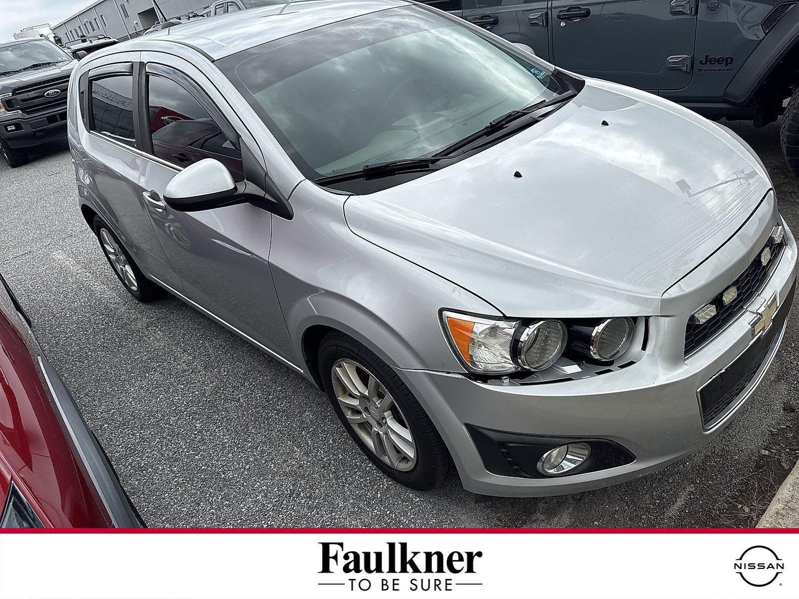 2015 Chevrolet Sonic Hatch LT Auto in Silver Ice Metallic — front three-quarter view
