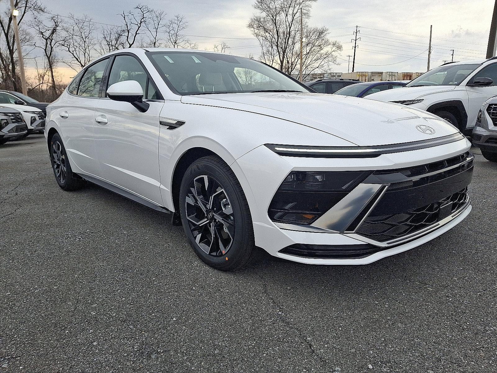2025 Hyundai SONATA SEL in Serenity White — front three-quarter view